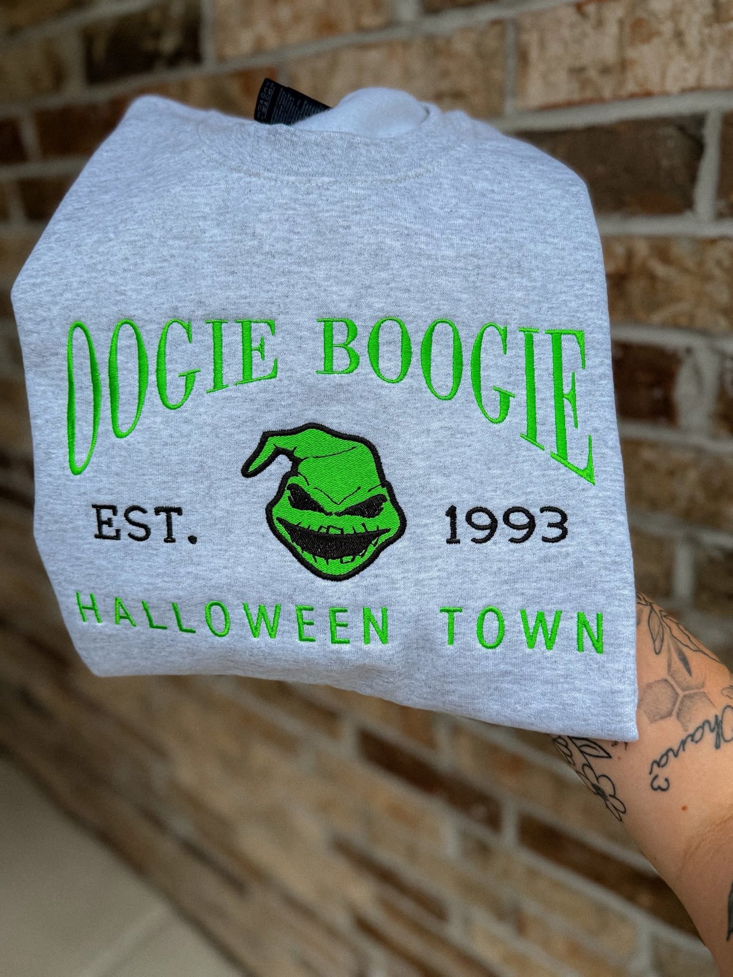 oogie embroidered sweatshirt