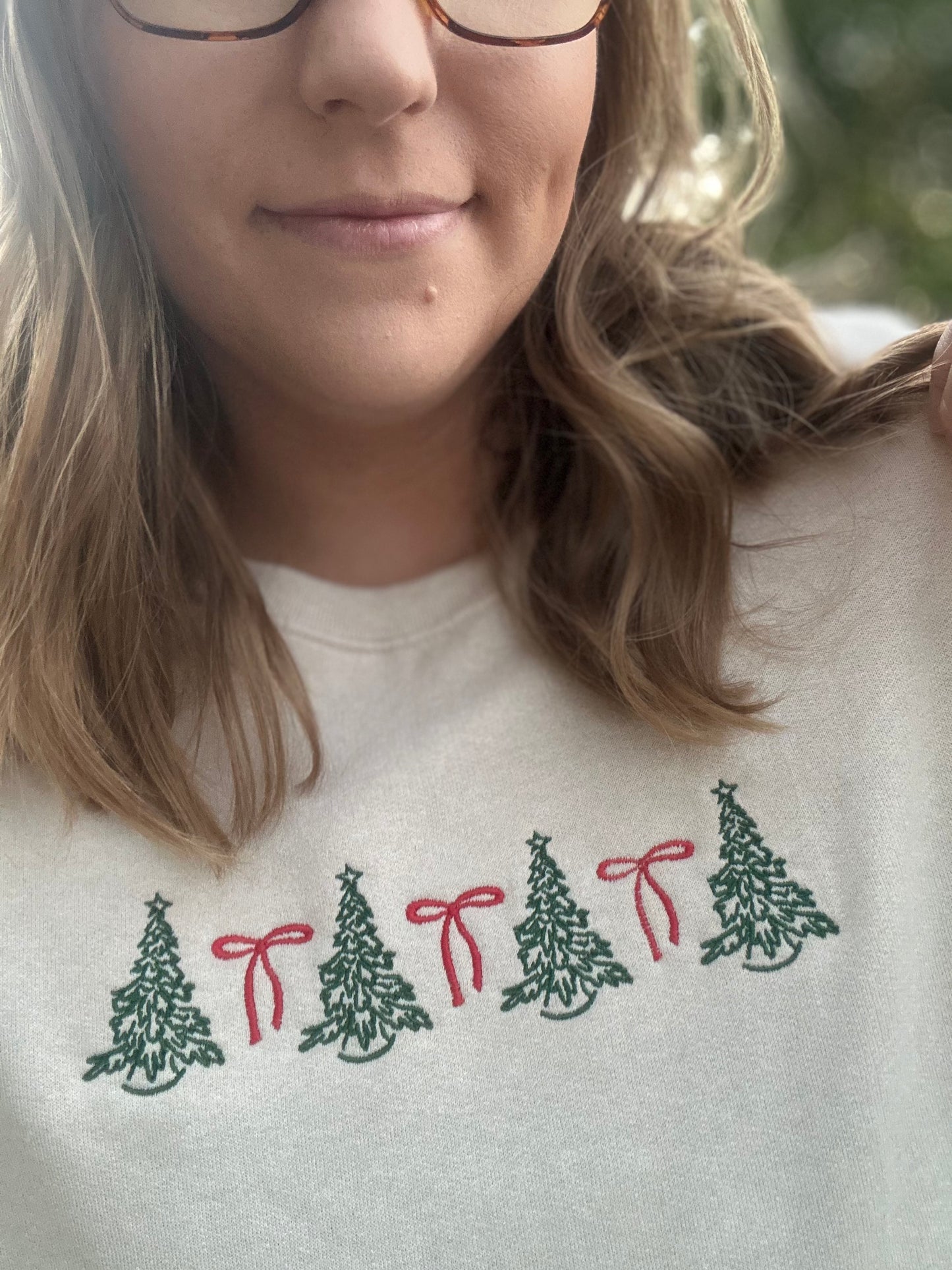 christmas trees + bows embroidered sweatshirt