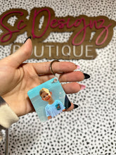 Load image into Gallery viewer, Personalized photo keychain