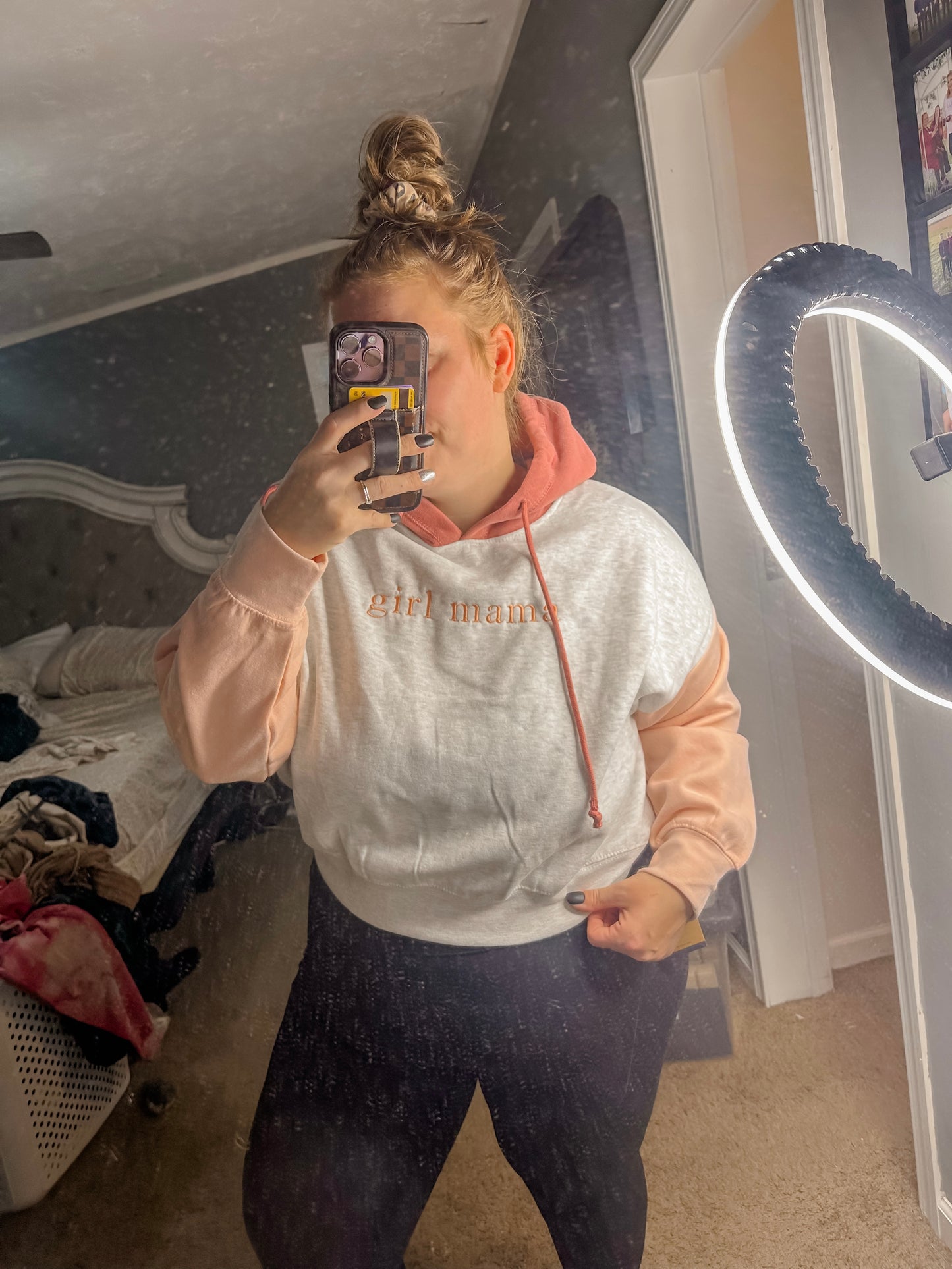 Colorblock Cropped embroidered sweatshirt