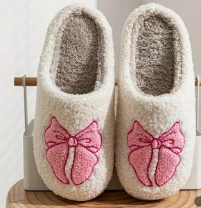 Bow slippers