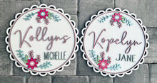 Load image into Gallery viewer, Scalloped floral round nursery sign