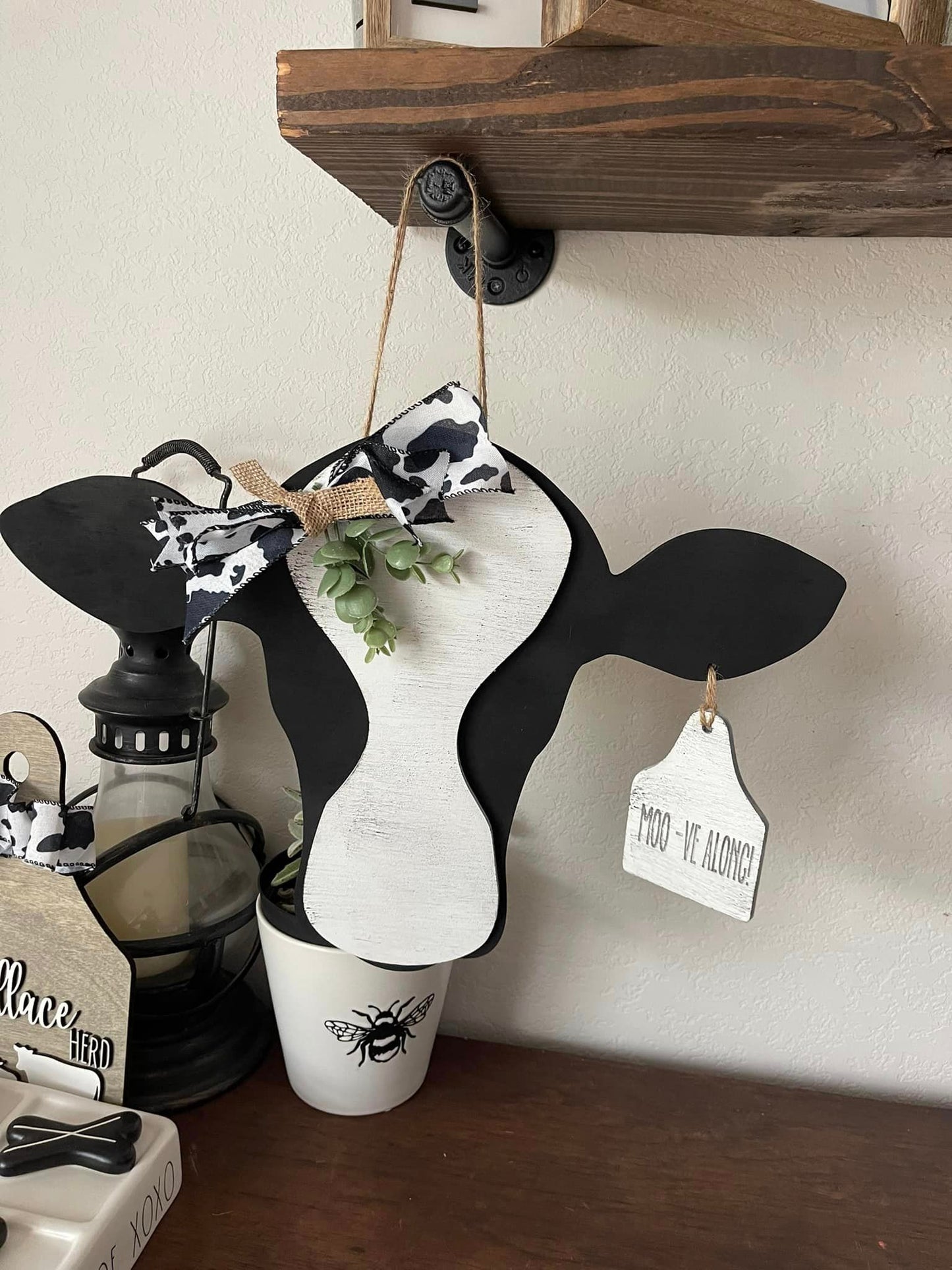 Cow head door hanger