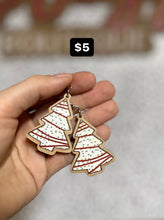 Load image into Gallery viewer, tree cake earrings