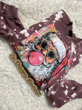 Load image into Gallery viewer, Santa bubblegum