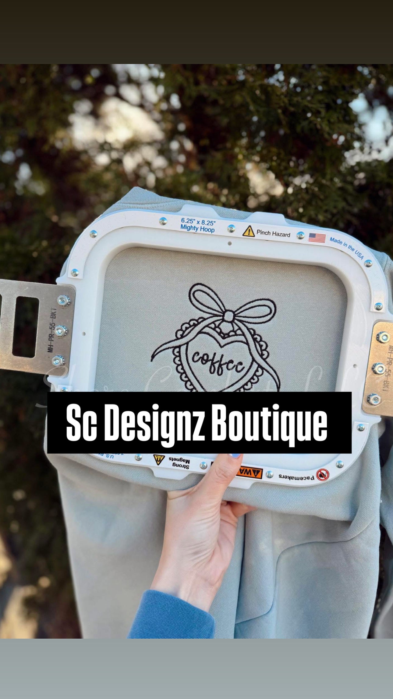 Mama heart locket embroidered sweatshirt